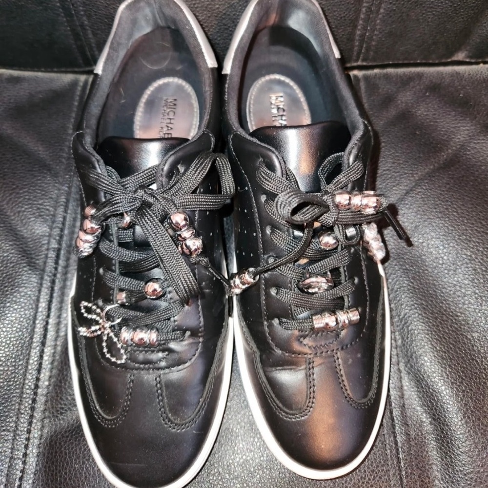 Michael Kors Scotty Lace Up Sneakers with Charms Black 8M
